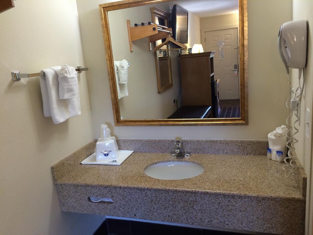Americas Best Value Inn Near Downtown Nashville Buitenkant foto